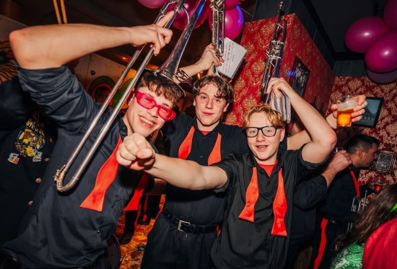 De Blaoskaffers tijdens de prinselijke receptie carnaval 2026